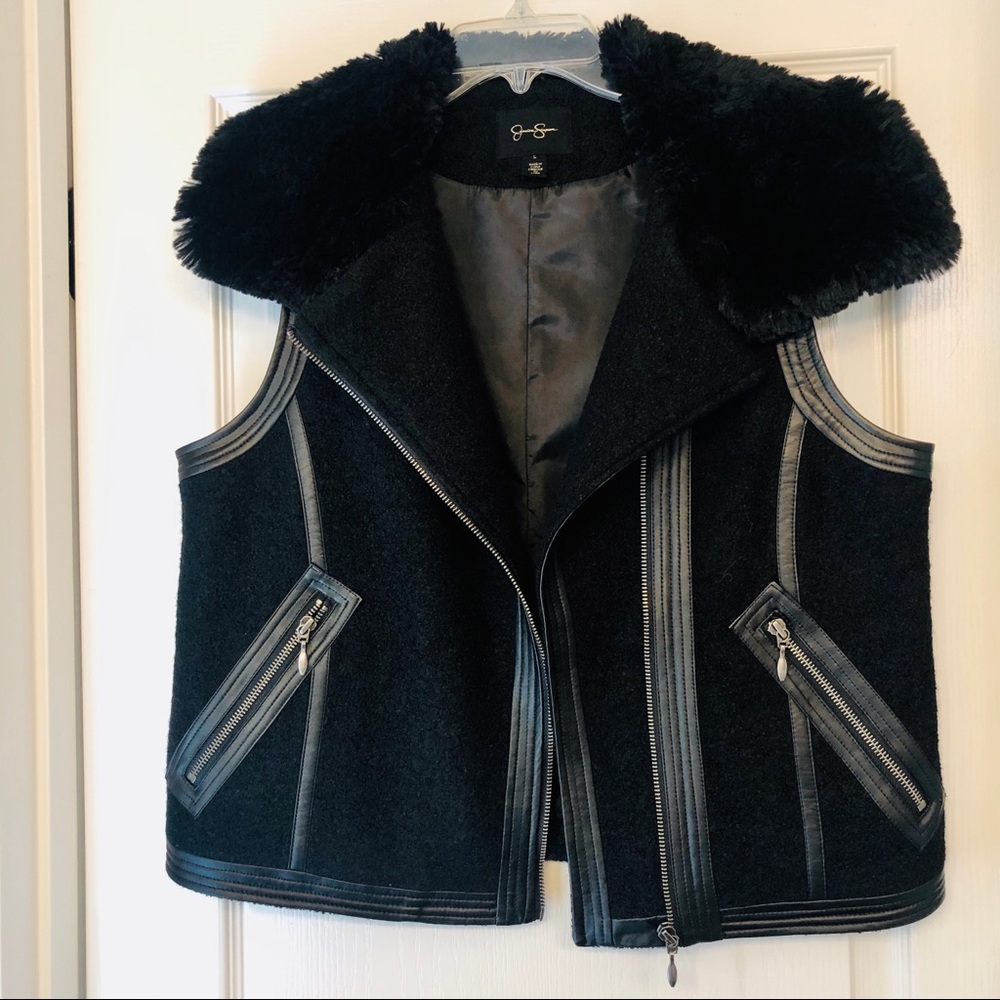 Jessica Simpson vest!